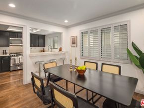 1226 N Kings Road 4, West Hollywood CA 90069