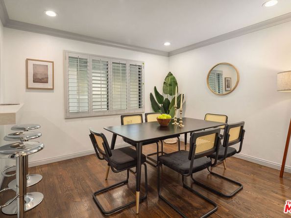 1226 N Kings Road 4, West Hollywood CA 90069