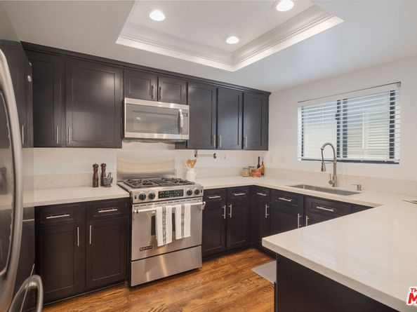 1226 N Kings Road 4, West Hollywood CA 90069