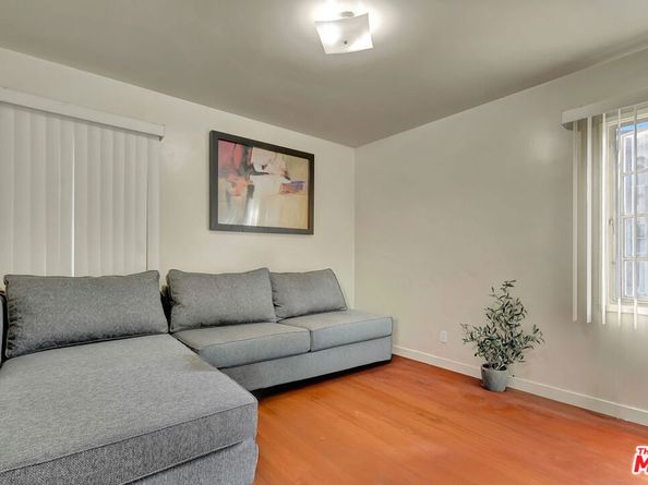 4034 Abourne Road B, Los Angeles CA 90008