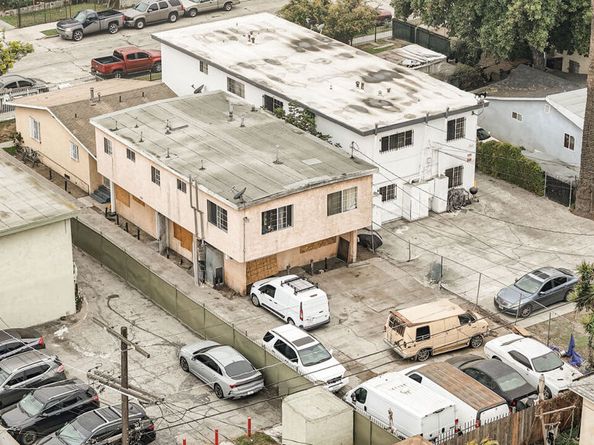 213 E 87th Place, Los Angeles CA 90003