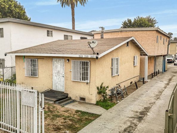 213 E 87th Place, Los Angeles CA 90003