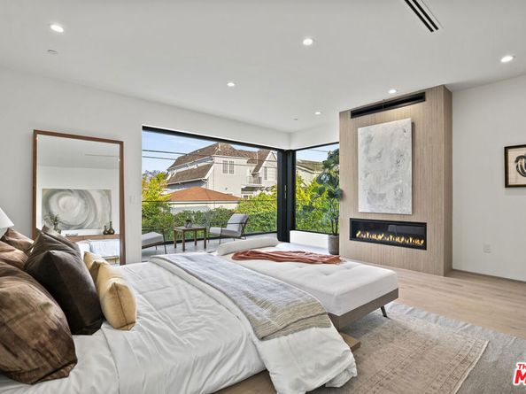 1444 Beverwil Drive, Los Angeles CA 90035