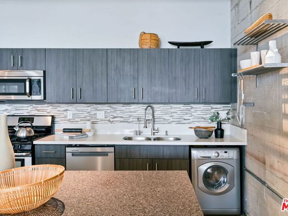 825 E 4th Street 310, Los Angeles CA 90013