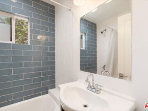 10648 Franlie Drive, Sunland CA 91040