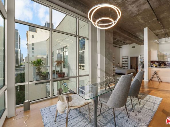 645 W 9th Street 711, Los Angeles CA 90015