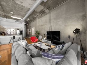 645 W 9th Street 711, Los Angeles CA 90015