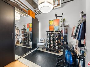 645 W 9th Street 711, Los Angeles CA 90015