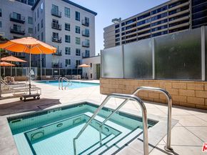 645 W 9th Street 711, Los Angeles CA 90015