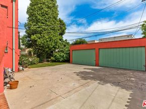 7932 Blackburn Avenue, Los Angeles CA 90048