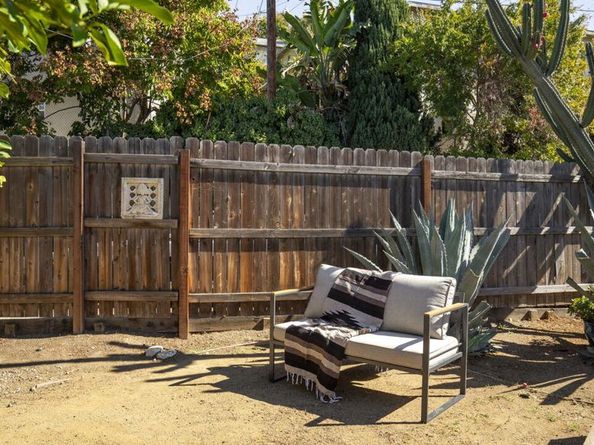 2010 Isabel Street, Los Angeles CA 90065