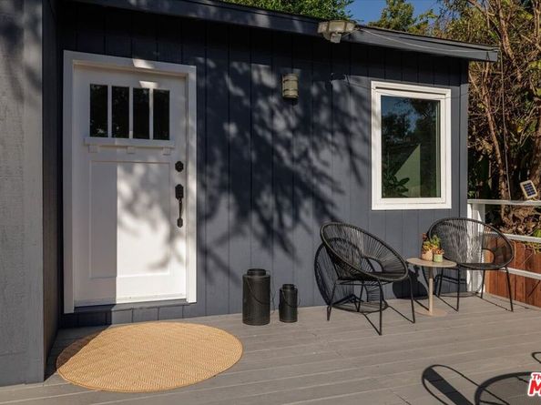 2323 Avon Street, Los Angeles CA 90026
