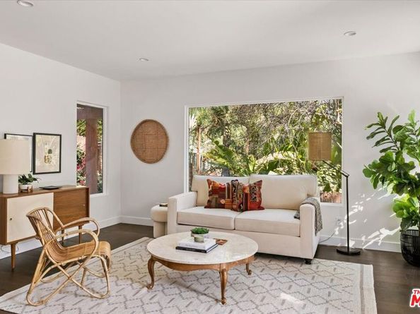 2323 Avon Street, Los Angeles CA 90026