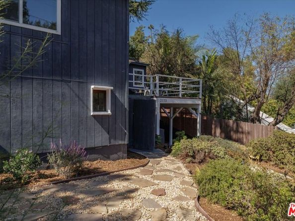 2323 Avon Street, Los Angeles CA 90026