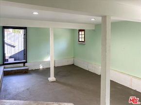 2323 Avon Street, Los Angeles CA 90026