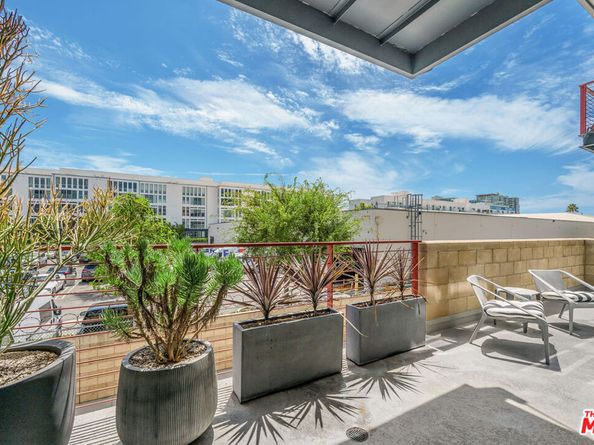 4141 Glencoe Avenue 206, Marina Del Rey CA 90292