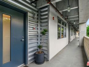 4141 Glencoe Avenue 206, Marina Del Rey CA 90292