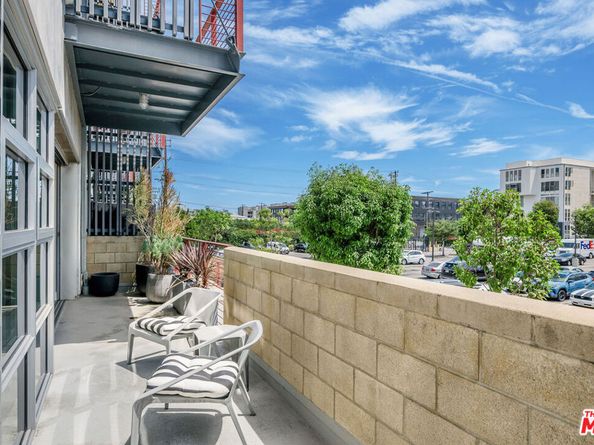 4141 Glencoe Avenue 206, Marina Del Rey CA 90292