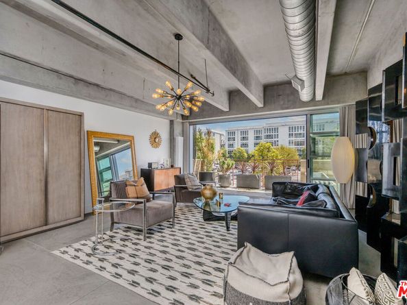 4141 Glencoe Avenue 206, Marina Del Rey CA 90292