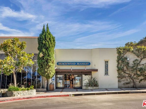 2808 Lambert Drive, Los Angeles CA 90068