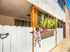 141 W Hillcrest Boulevard 2, Inglewood CA 90301