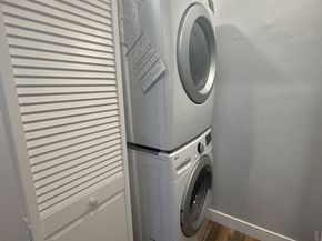 141 W Hillcrest Boulevard 2, Inglewood CA 90301