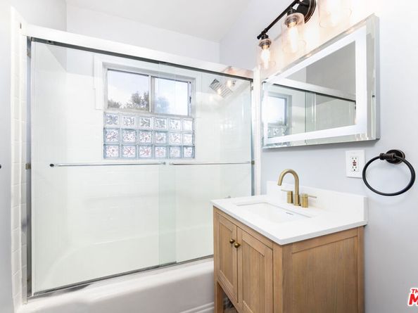 5444 Colfax Avenue, North Hollywood CA 91601