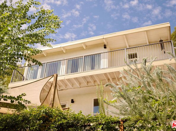 3032 Future Street, Los Angeles CA 90065