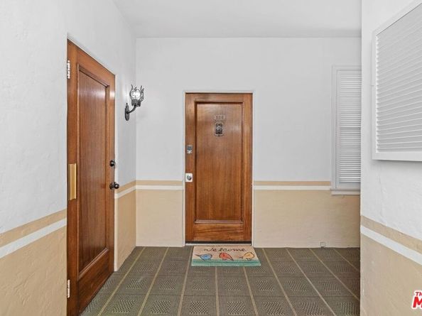 1345 N Hayworth Avenue 206, West Hollywood CA 90046