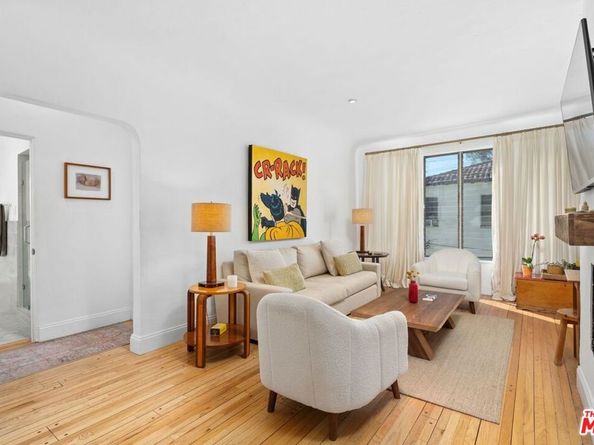 1345 N Hayworth Avenue 206, West Hollywood CA 90046