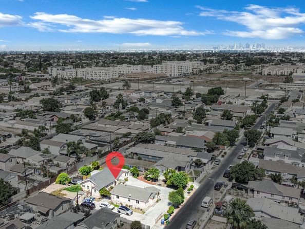 10407 Juniper Street, Los Angeles CA 90002