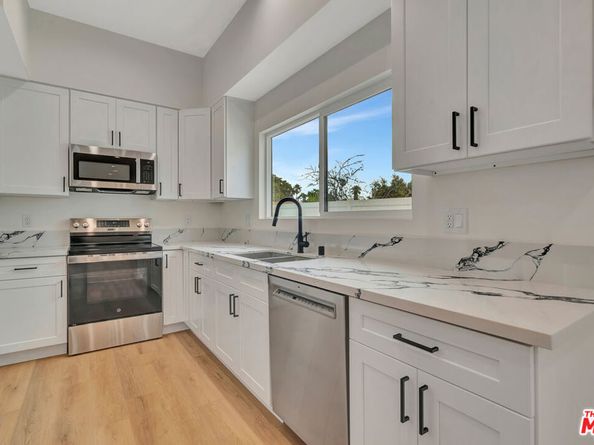 11108 Norris Avenue, Pacoima CA 91331
