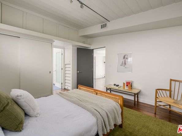 1856 Hi Point Street, Los Angeles CA 90035