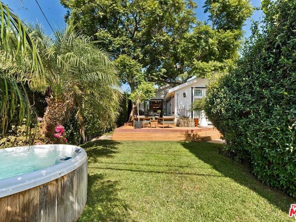 1711 Amherst Avenue, Los Angeles CA 90025