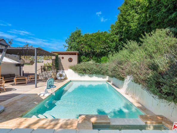 10267 Cresta Drive, Los Angeles CA 90064