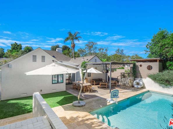 10267 Cresta Drive, Los Angeles CA 90064