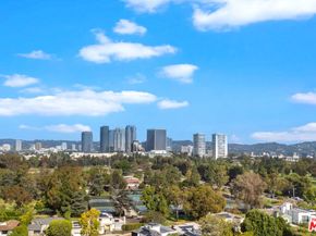 10267 Cresta Drive, Los Angeles CA 90064