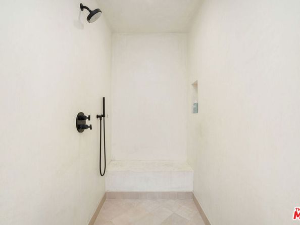 10267 Cresta Drive, Los Angeles CA 90064