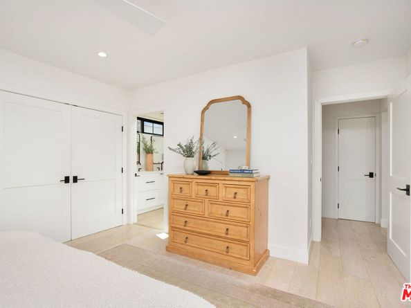 10267 Cresta Drive, Los Angeles CA 90064