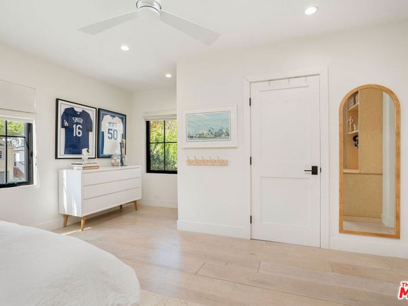 10267 Cresta Drive, Los Angeles CA 90064