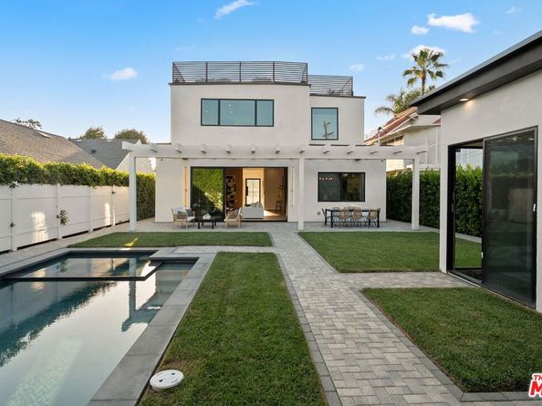 4532 Calhoun Avenue, Sherman Oaks CA 91423