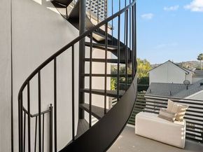 4532 Calhoun Avenue, Sherman Oaks CA 91423