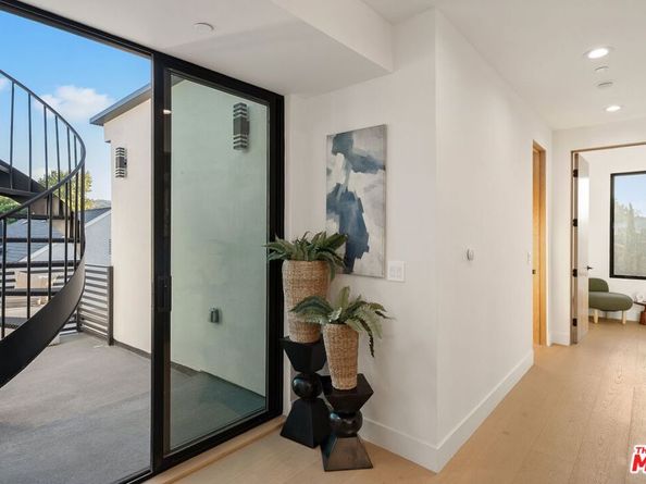 4532 Calhoun Avenue, Sherman Oaks CA 91423