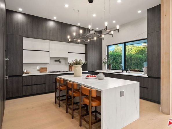 4532 Calhoun Avenue, Sherman Oaks CA 91423