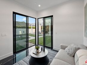 4532 Calhoun Avenue, Sherman Oaks CA 91423