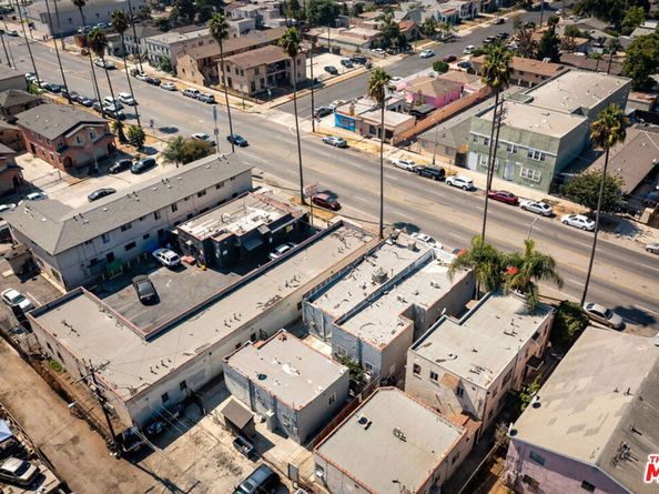 10908 S Figueroa Street, Los Angeles CA 90061