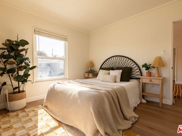 5018 Valleydale Avenue, Los Angeles CA 90043