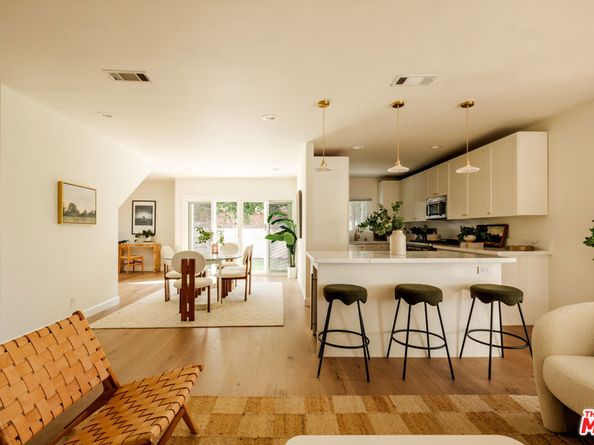 5018 Valleydale Avenue, Los Angeles CA 90043