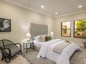 12045 Hoffman Street 105, Studio City CA 91604