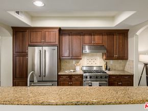 12045 Hoffman Street 105, Studio City CA 91604